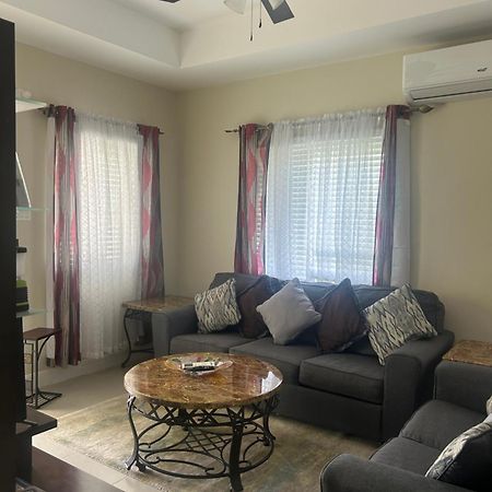 Seamist Villa @Oceanpointe Lucea Comfy 2Br W/Pool Gym & Parking Luaran gambar
