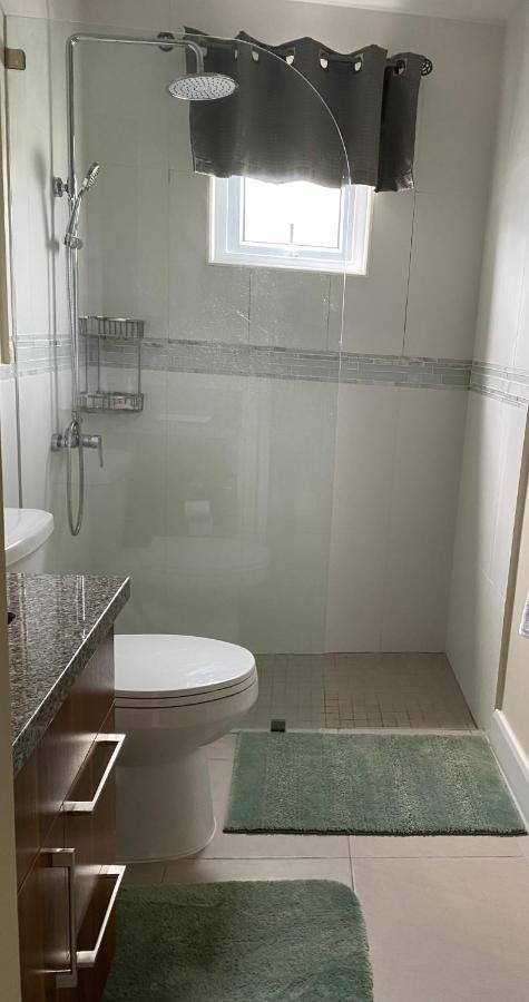 Seamist Villa @Oceanpointe Lucea Comfy 2Br W/Pool Gym & Parking Luaran gambar
