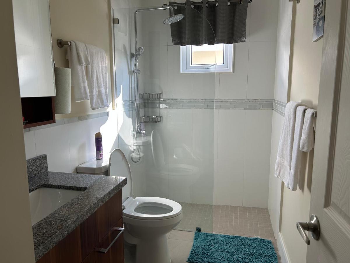 Seamist Villa @Oceanpointe Lucea Comfy 2Br W/Pool Gym & Parking Luaran gambar